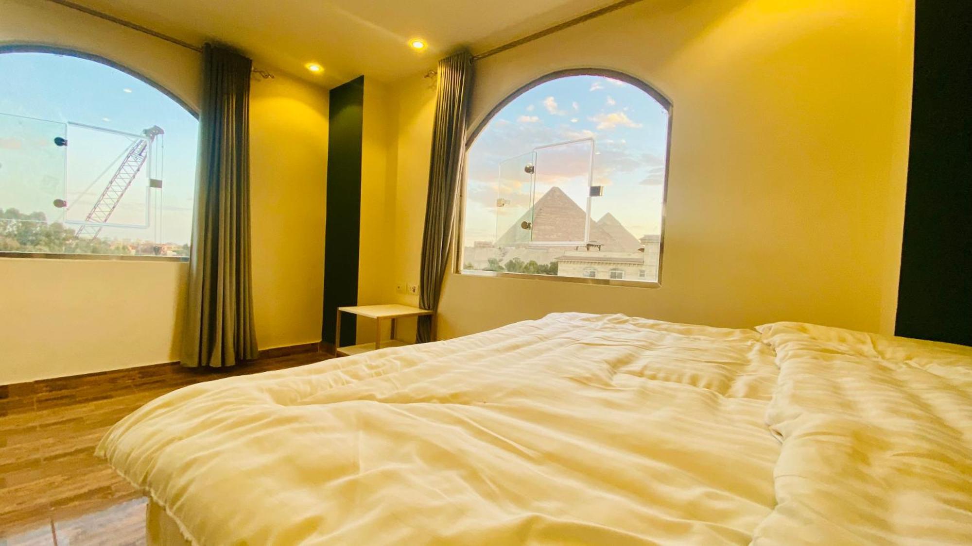 Oh Pyramids View Hotell Kafret el-Gabal Exteriör bild