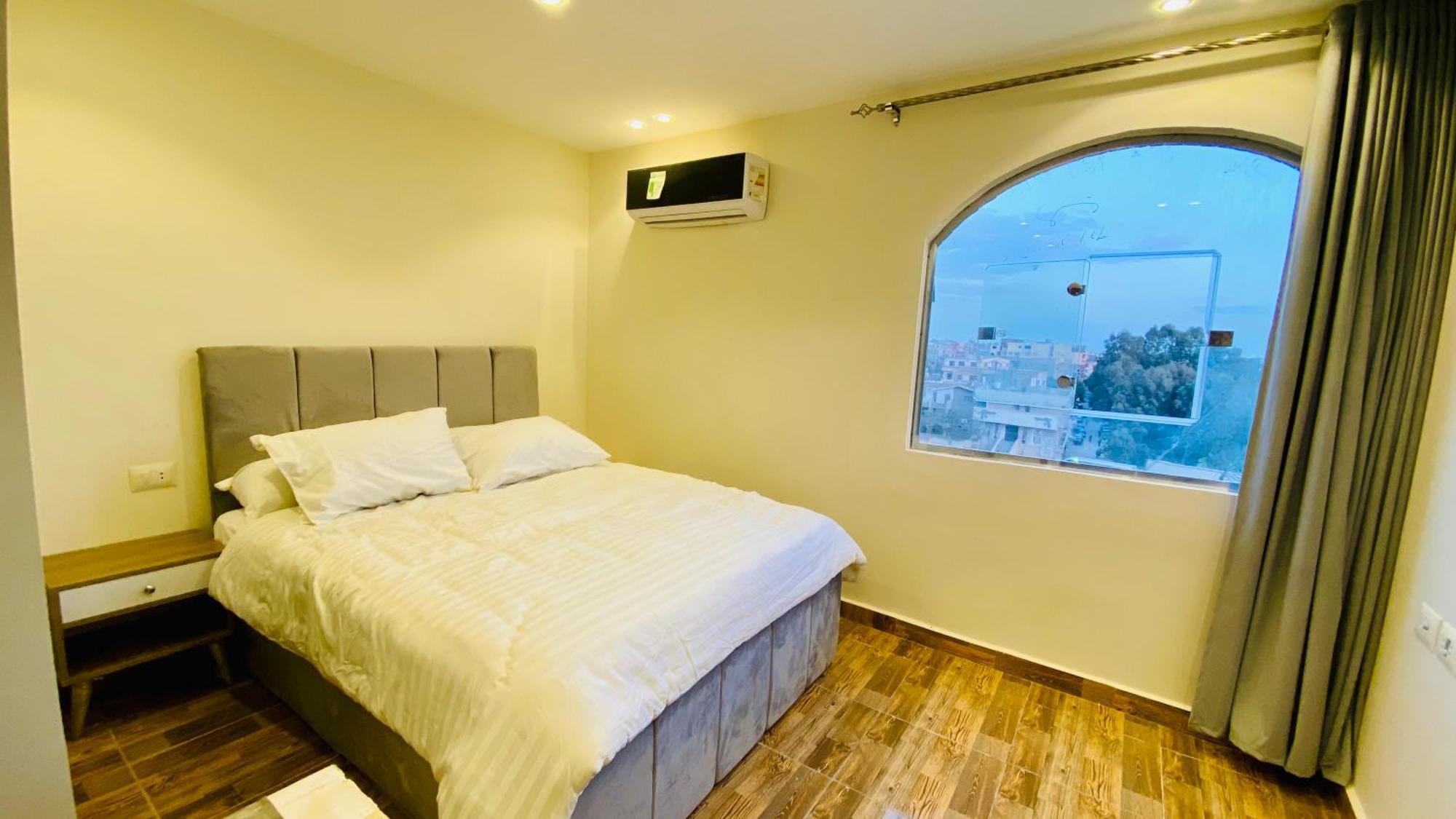 Oh Pyramids View Hotell Kafret el-Gabal Exteriör bild