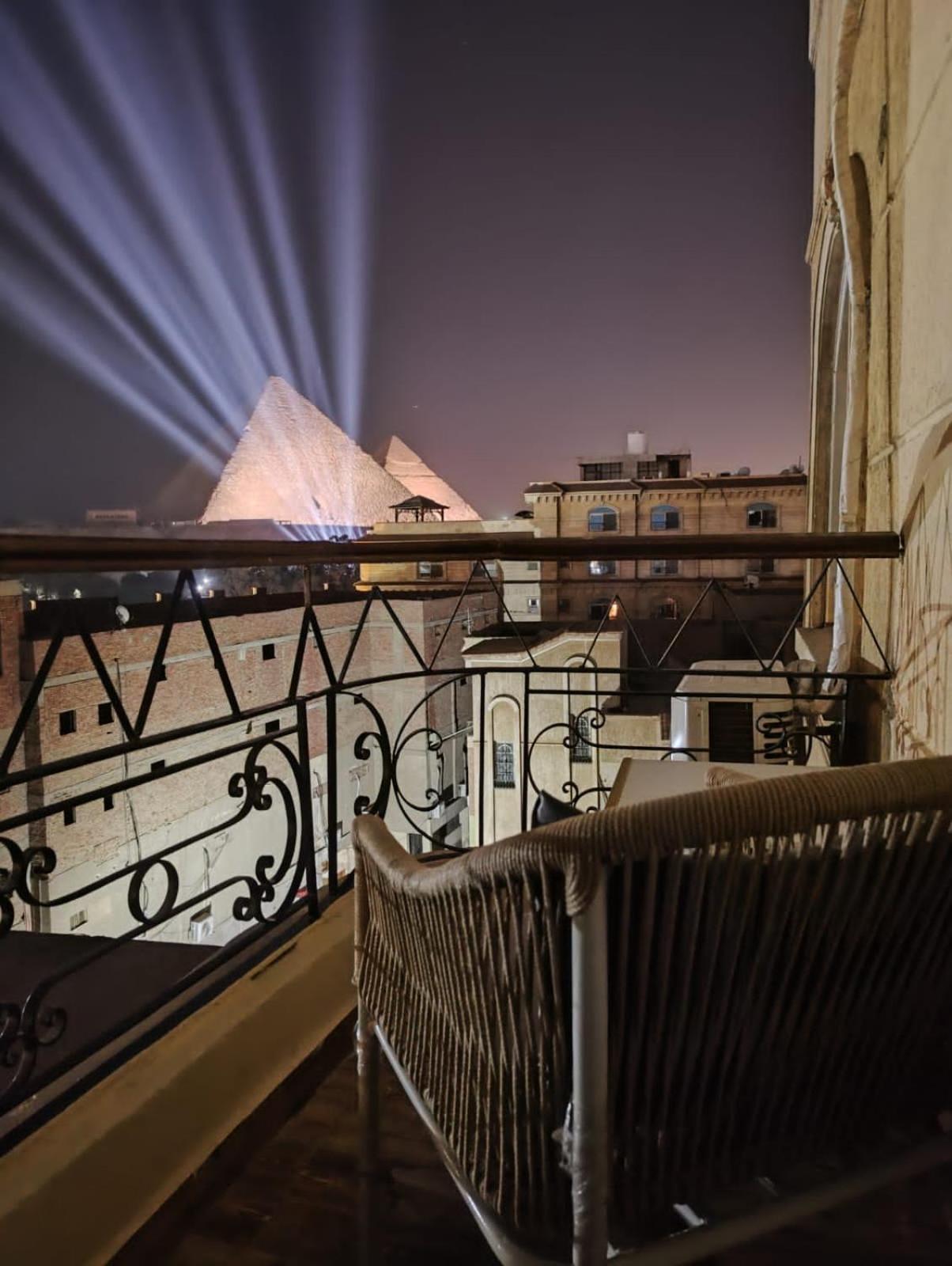 Oh Pyramids View Hotell Kafret el-Gabal Exteriör bild