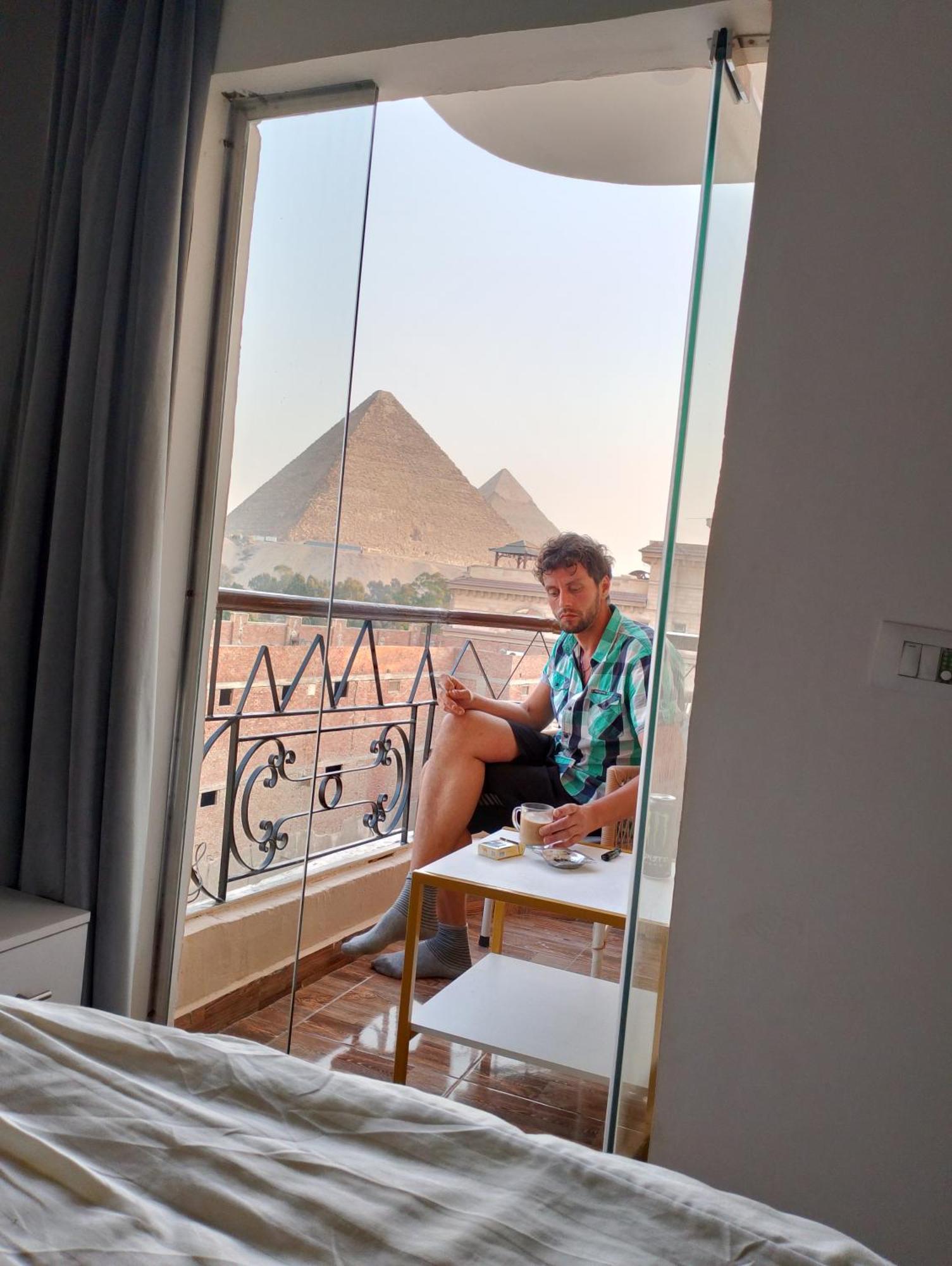 Oh Pyramids View Hotell Kafret el-Gabal Exteriör bild